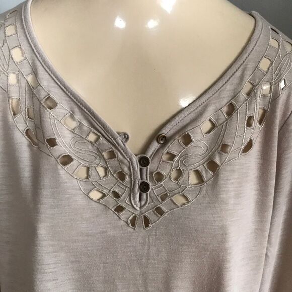 RETO-ology camel cutout edges long sleeve top, M - Picture 2 of 5